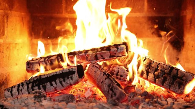 Cozy Fireplace Night. Fireplace 4k. Asmr sleep. Fireplace cracking. Relaxing sounds 