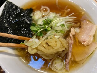 貝出汁醤油ラーメン