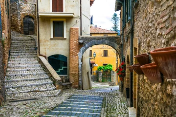Fotobehang Traditional medieval villages of Italy - picturesque old floral streets of Casperia, Rieti province. © Freesurf