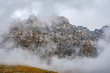 Sea of ​​clouds in high mountains