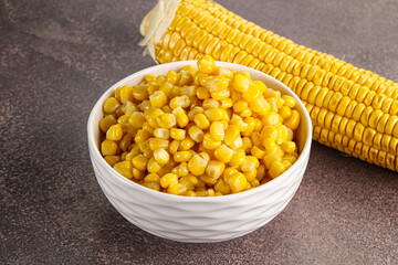 Marinated corn in the bowl