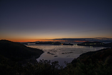 日本の岡山県瀬戸内市の迫門の曙のとても美しい朝日