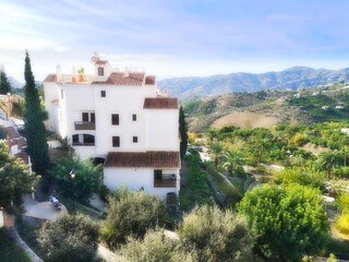 Fototapeta na wymiar typical corners of the Andalusian village of Frigiliana, tourist destination, white village of Málaga, 