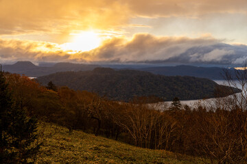 北海道　紅葉　屈斜路湖　道　道東　硫黄山　温泉