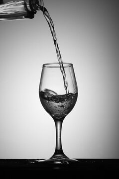 Beautiful images of pouring wine, broken wine glass and quitting drinking
