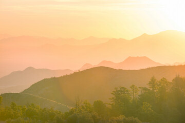 Obraz premium Mountains on sunset