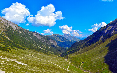 Wanderweg &uuml;ber Stierlochweg zum Stierlochjoch/Ravensburger H&uuml;tte im Lechquellengebirge Vorarlberg/&Ouml;sterreich