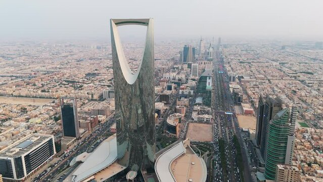 Drone shot flying. Saudi Arabia. Riyadh. Kingdom tower. Day.