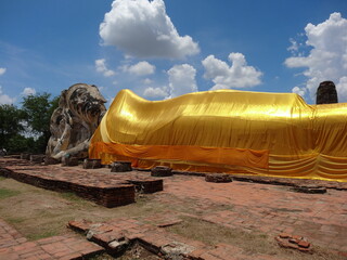 Wat Lokkayasutha, Ayutthaya　ワット・ロカヤスタ　วัดโลกยสุธา - obrazy, fototapety, plakaty