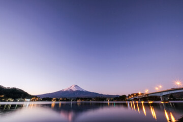 富士山　河口湖　早朝