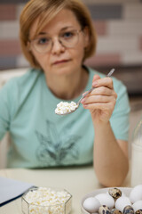 The nutritionist talks about the benefits of cottage cheese, the fight against overweight.