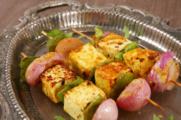 Tandoori Paneer Tikka or Paneer Soola With Chutney