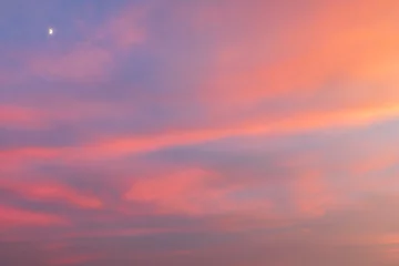 Zelfklevend Fotobehang 月と夕空  © HIRO