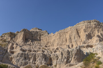 Fototapeta na wymiar Eroded walls in the canyon of the Notch Trail through the Badlands