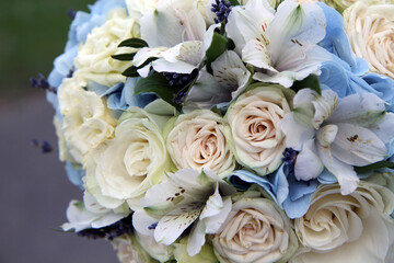blue wedding flowers