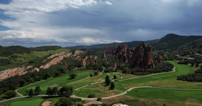 4k drone Golf Course in Red Rocks 3/5