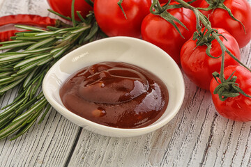 Tomato barbecue sauce on the bowl
