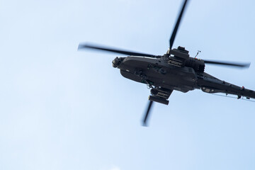 AH-64 아파치 공격헬기의 공중기동 에어쇼