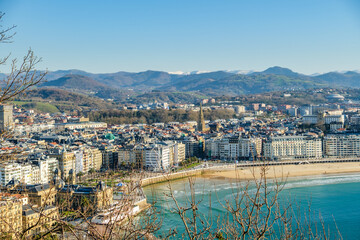 Obraz premium View of City and Bay of La Concha from Monte Urgull , Donostia-San Sebastián, Spain
