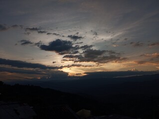 ATARDECER 