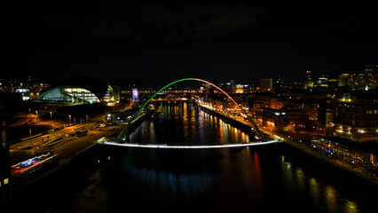 Fototapeta na wymiar Scenic aerial photo of the bridge in Newcastle upon Tyne