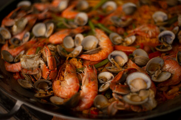 Deliciosa y rica Paella lista para servir 