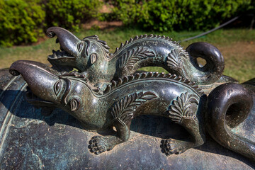 Crocodile sculpture on cannon, Chowmahalla Palace, Chowmahallat Palace, Nizam Palace, Hyderabad, Andhra Pradesh, Telangana, India