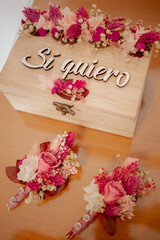 empresario, camisa, chaqueta, gente, moda, indumentaria, hombre, persona, falda, formal, exitos, negro, boda, colores, flores, mesas, vajilla, cuberteria, manteleria, marcasitios, corbata, blazer, zap