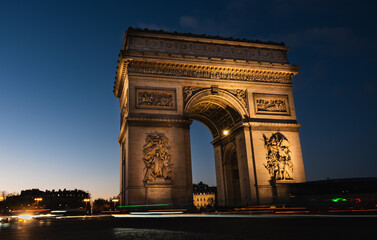 Fototapeta na wymiar Arc de Triomphe, Paris, long exposure during blue hour