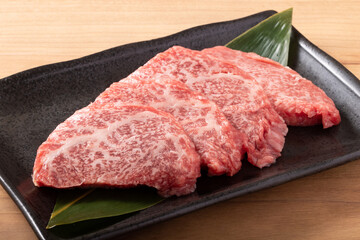 黒毛和牛　トモサンカク　ローストビーフ用　（仙台牛）