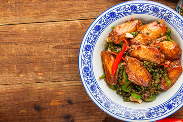 Chicken wings with rattan pepper