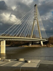 Obraz premium bridge over the river