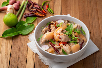 Pork Knuckle Spicy Soup (Tom Yum Kha Moo)