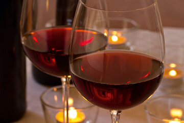 Rotwein Glas Gläser