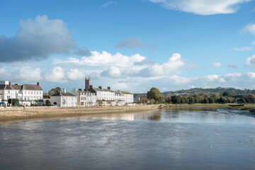 The town of Barnstaple and River Taw in North Devon. - 685792357