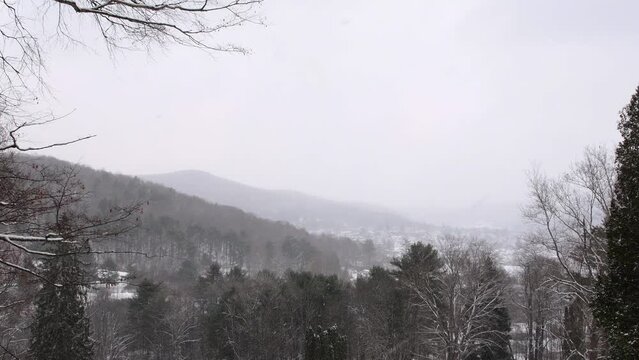  valey town heavy snow 