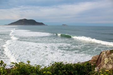 rochas do Morro das aranhas na  Praia do Santinho Florianópolis Brasil