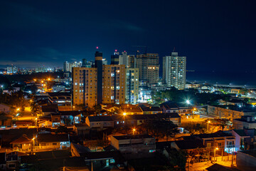 Fototapeta na wymiar noite e os prédios da praia de Balneário Piçarras Santa Catarina Brasil