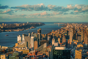 Obraz premium NYC Skyline from Midtown during Sunset