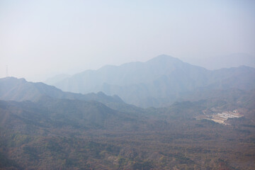 Fototapeta na wymiar Mountainous areas under polluted air
