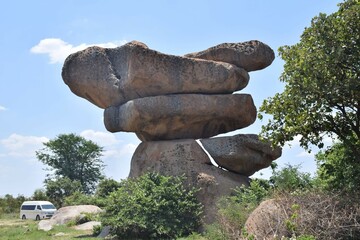 Huge Balancing Rocks (Harare, Zimbabwe) - obrazy, fototapety, plakaty