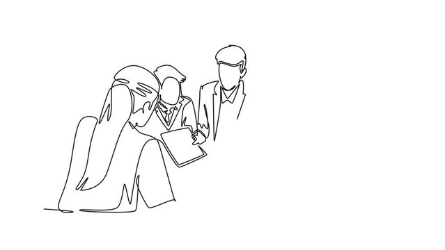 Self drawing animation of single line draw young startup founders brainstorming innovation ideas in a meeting at the office. Business presentation concept. Continuous line draw. Full length animated