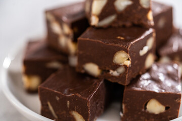 Chocolate macadamia fudge