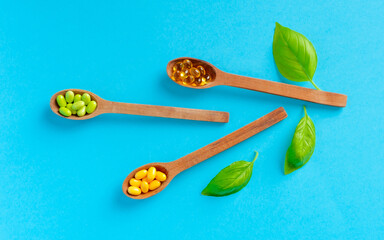 Color Dietary Supplements, Vitamin Capsules, Mineral Pills, Healthy Multivitamin Capsule