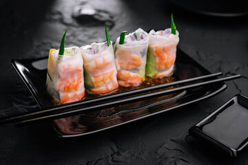 Fresh Vietnamese spring rolls with shrimps - obrazy, fototapety, plakaty