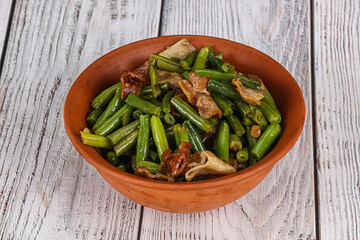 Roasted bacon with green bean