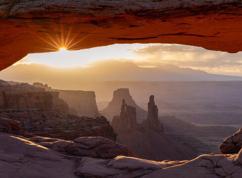 Mesa Arch in Canyonlands National Park in Utah USA