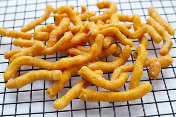 Thai Fried Dough (Thai Dessert) – Kanom Kan Bua