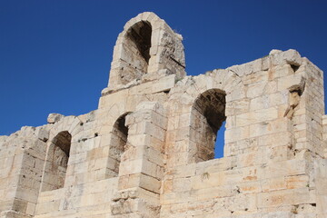 ode&oacute;n de herodes &aacute;tico