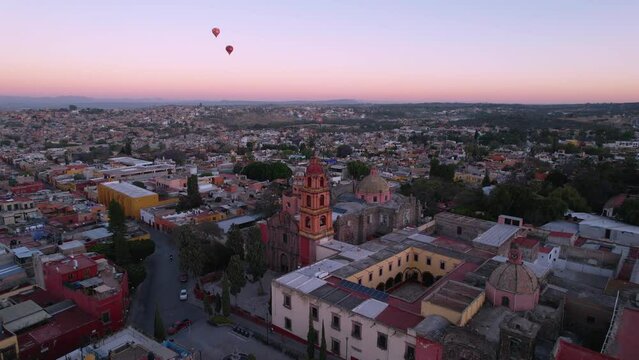 Aerial view of hot air balloons flying over San Miguel de Allende